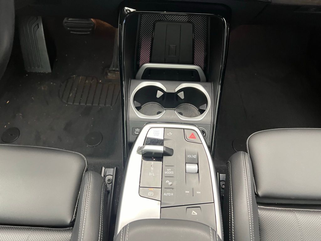 Thumbnail: 2025 BMW X1 - 11