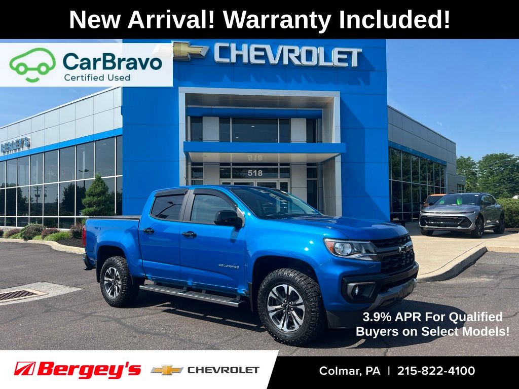 Bright Blue Metallic 2022 Chevrolet Colorado Pickup Truck Four-Wheel Drive 8-Speed Automatic