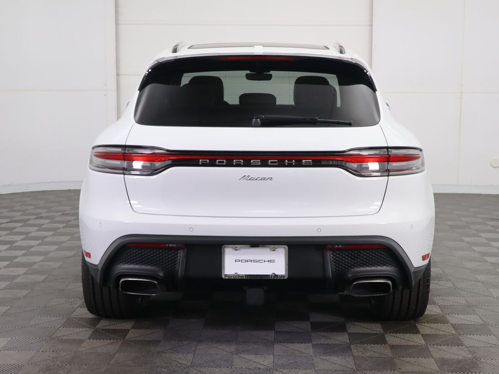 Thumbnail: 2025 Porsche Macan - 6