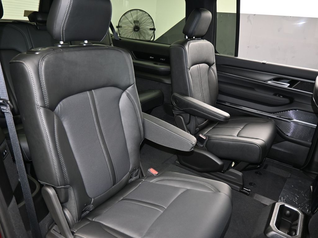 New 2026 Velvet Red Pearlcoat Jeep Summit Obsidian image 43