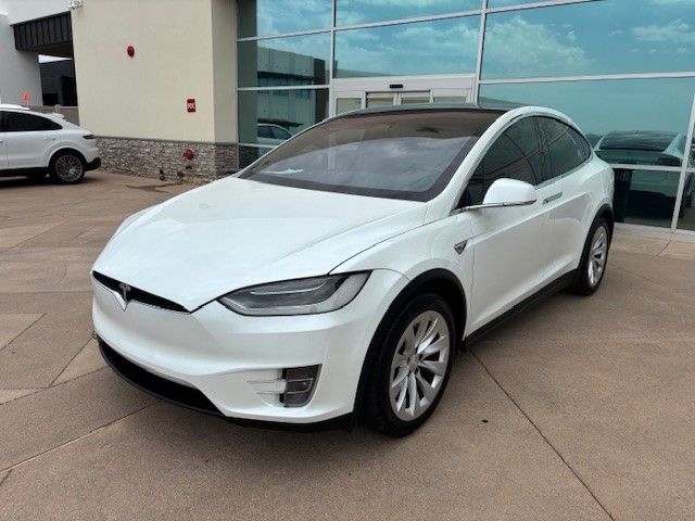 Thumbnail: 2019 Tesla Model X - 8
