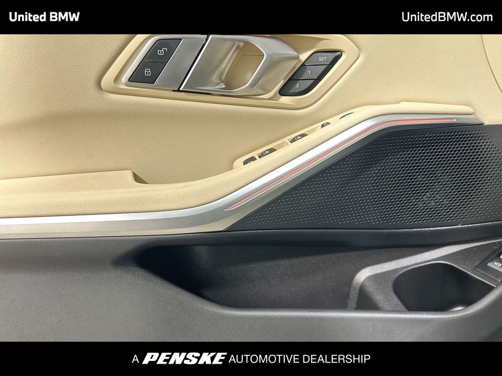 Thumbnail: 2021 BMW 3 Series - 11