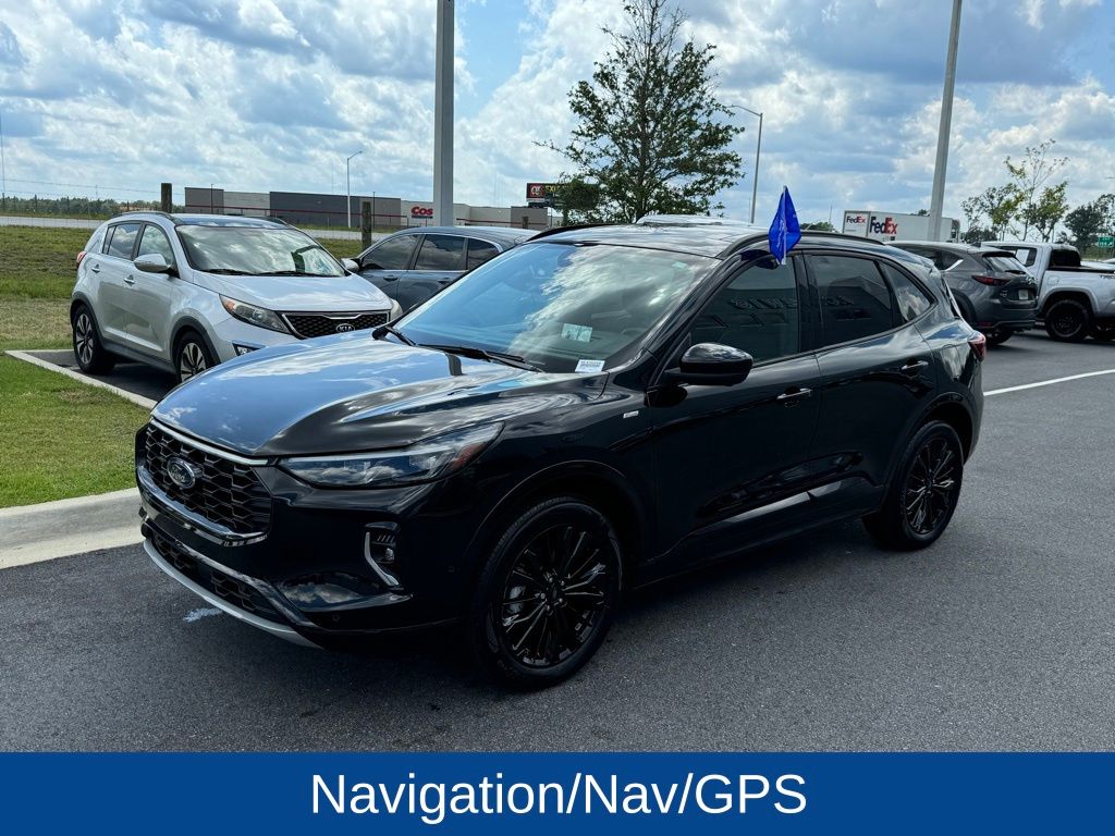 2023 Ford Escape ST-Line Elite