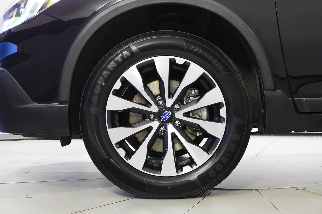 Thumbnail: 2017 Subaru Outback - 5