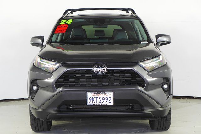 2024 Toyota RAV4 XLE Premium 3