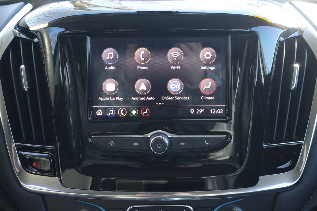 Thumbnail: 2021 Chevrolet Traverse - 15