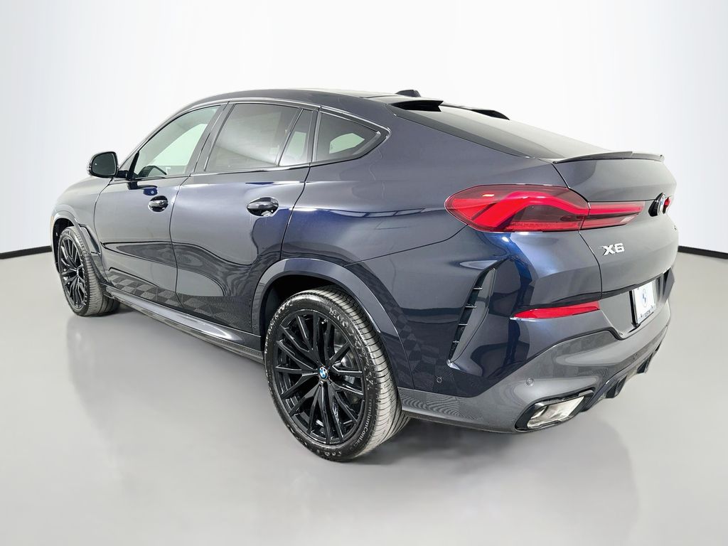Thumbnail: 2027 BMW X6 - 7