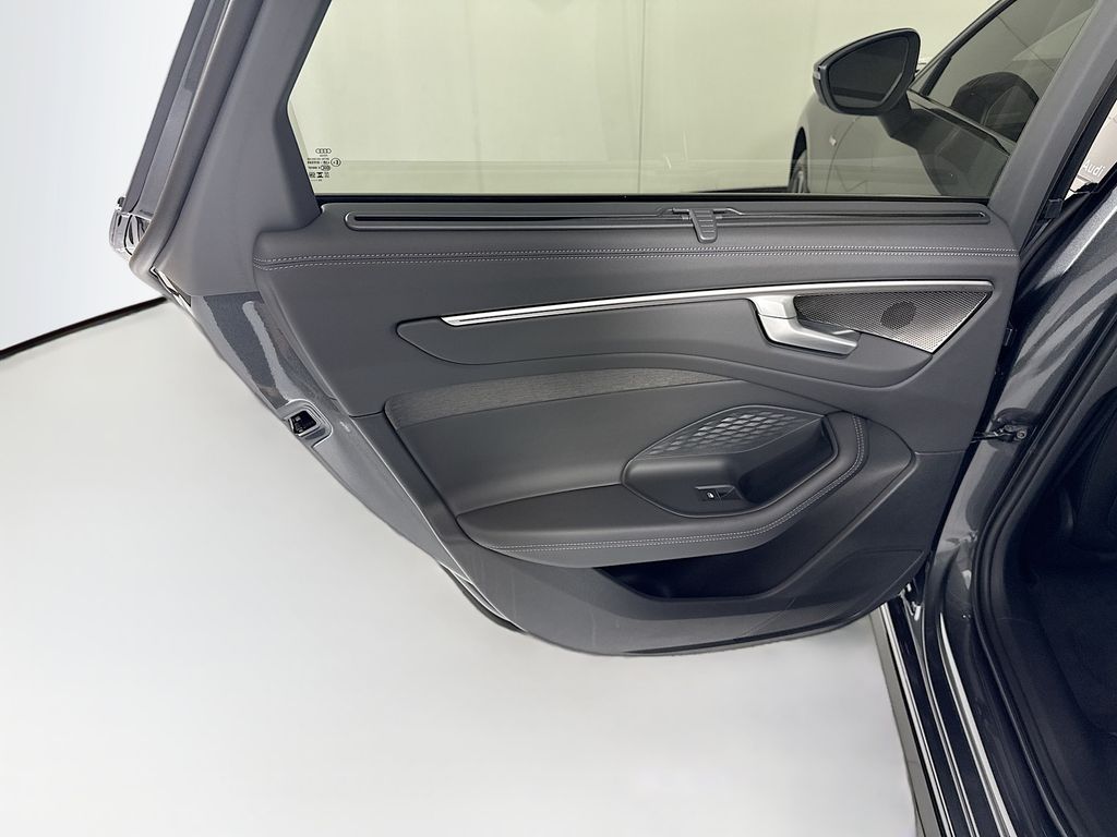 Thumbnail: 2026 Audi A6 - 27