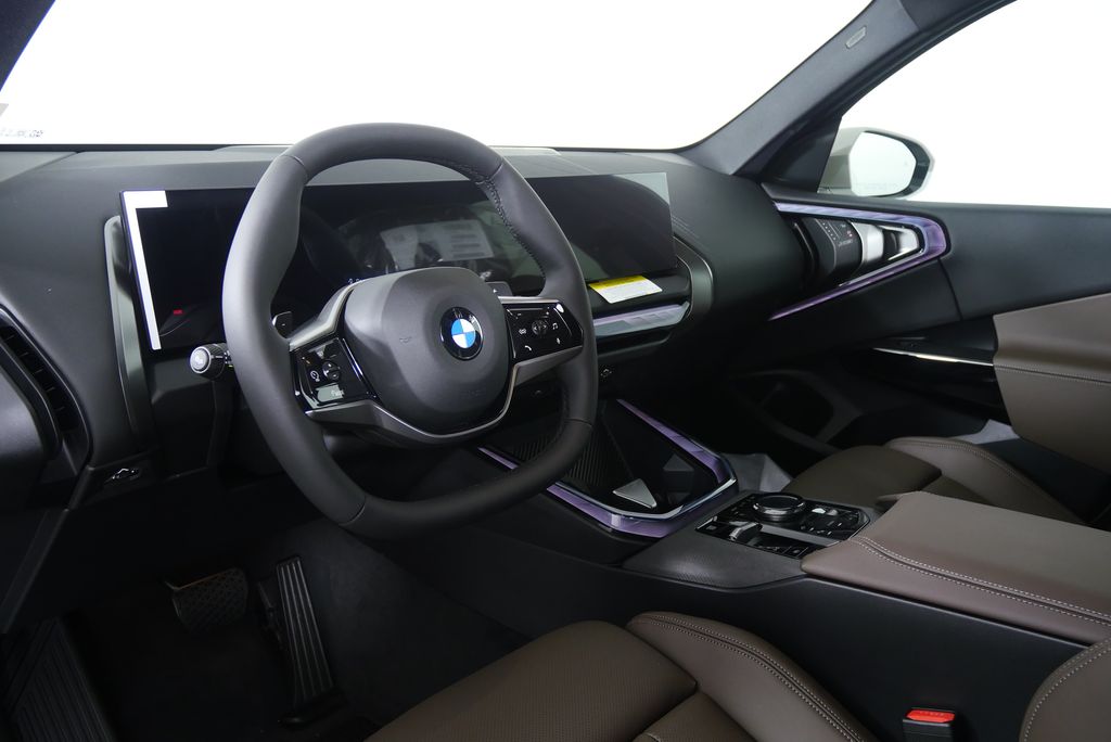 Thumbnail: 2026 BMW X3 - 13
