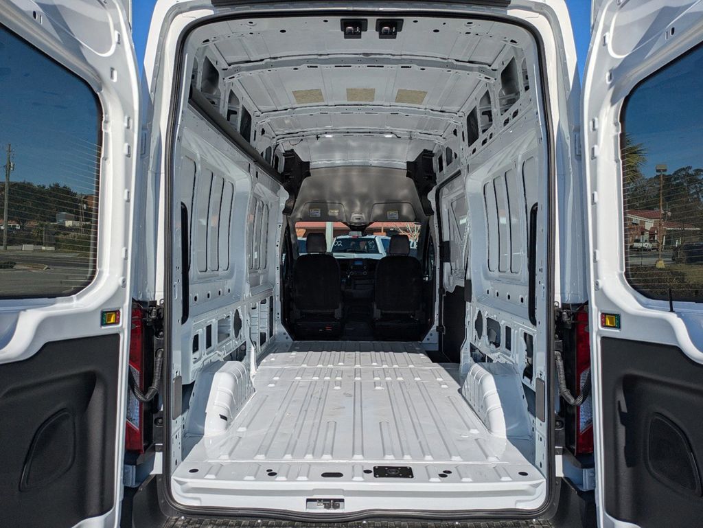 2024 Ford Transit 250