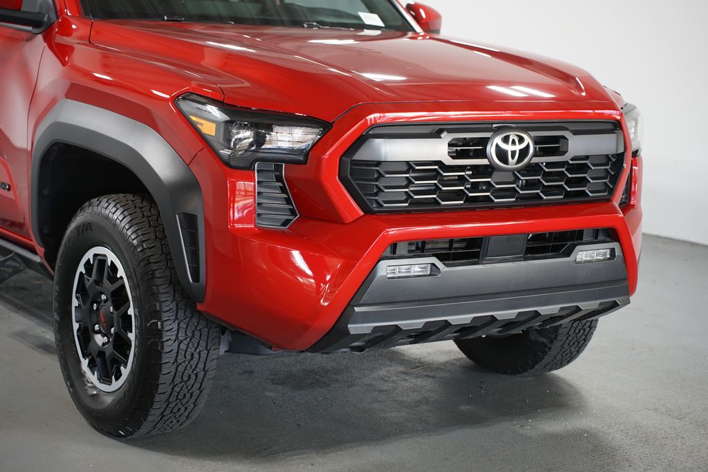 Thumbnail: 2025 Toyota Tacoma - 4