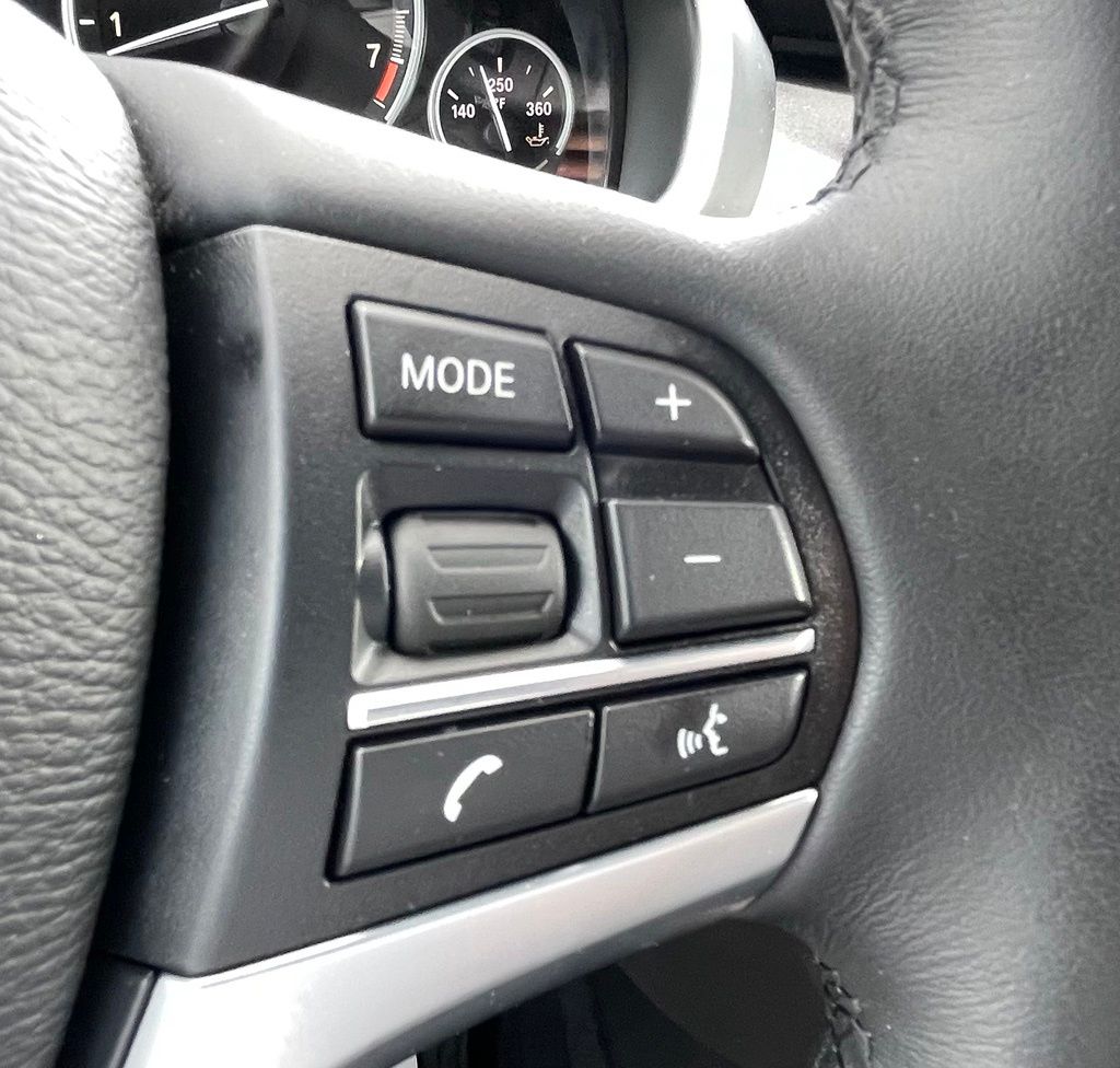 2017 BMW X5 xDrive35i White at Autostrade