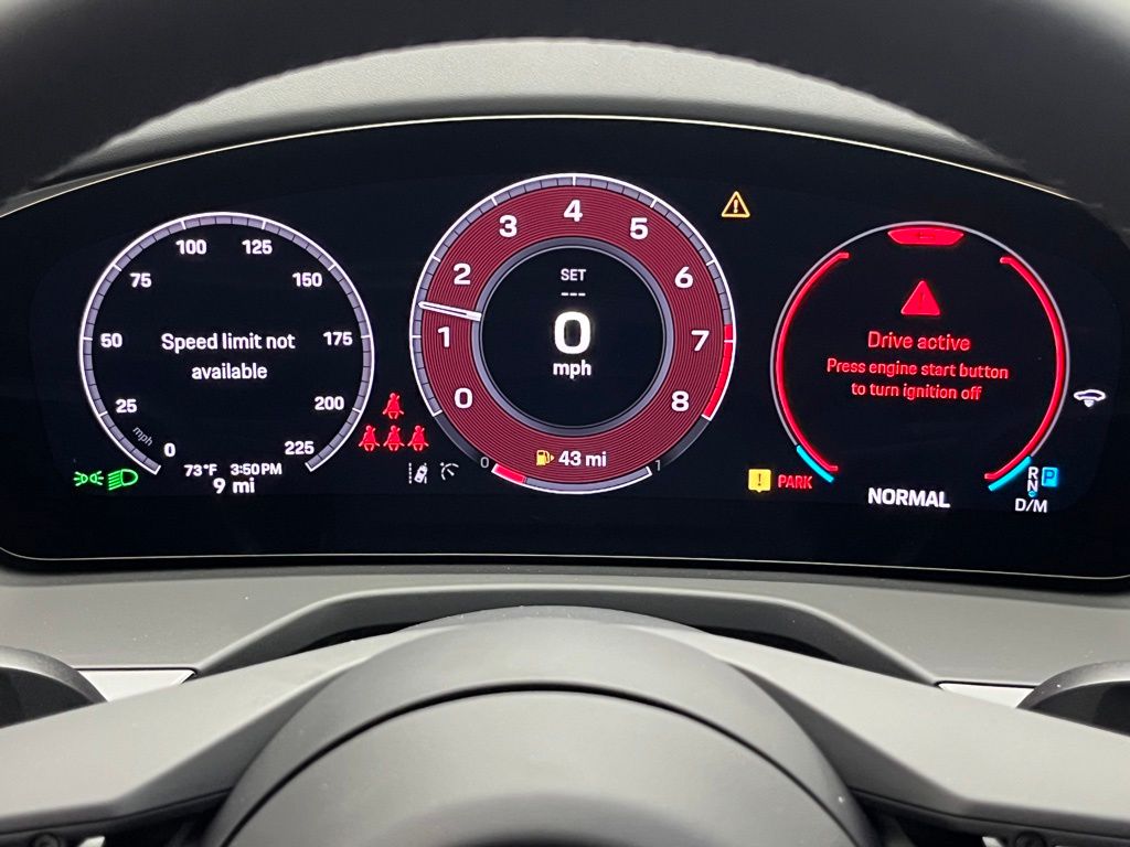 Thumbnail: 2026 Porsche Panamera - 10