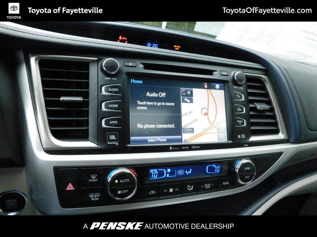 Thumbnail: 2018 Toyota Highlander - 10