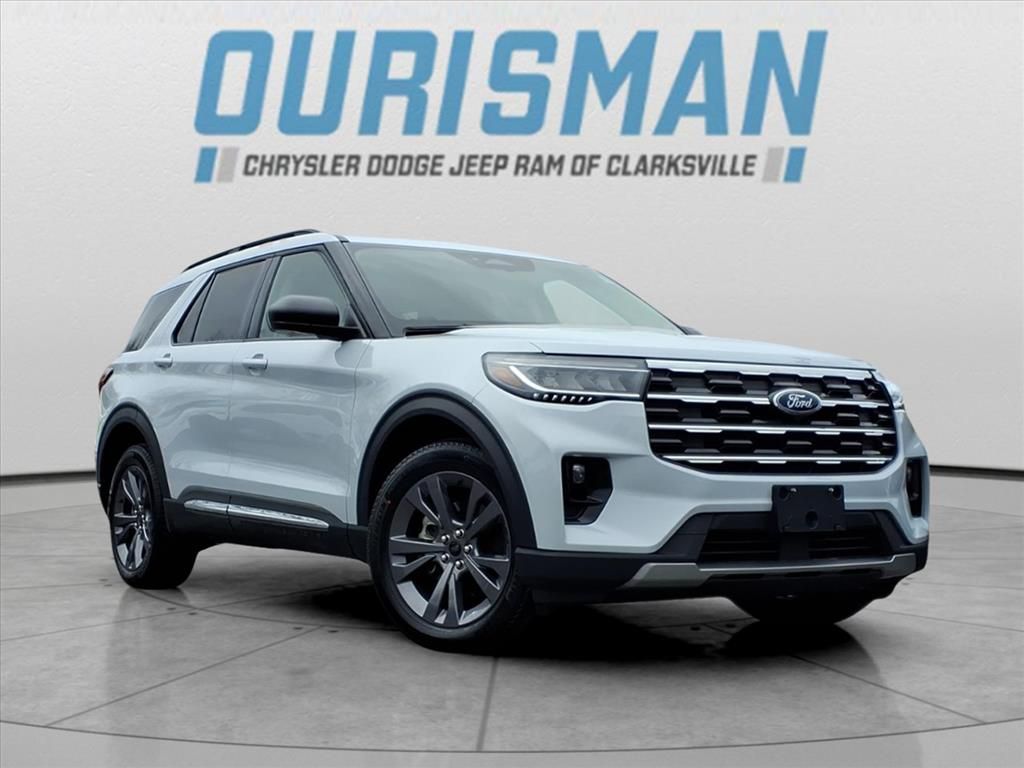 2025 Ford Explorer Active AWD