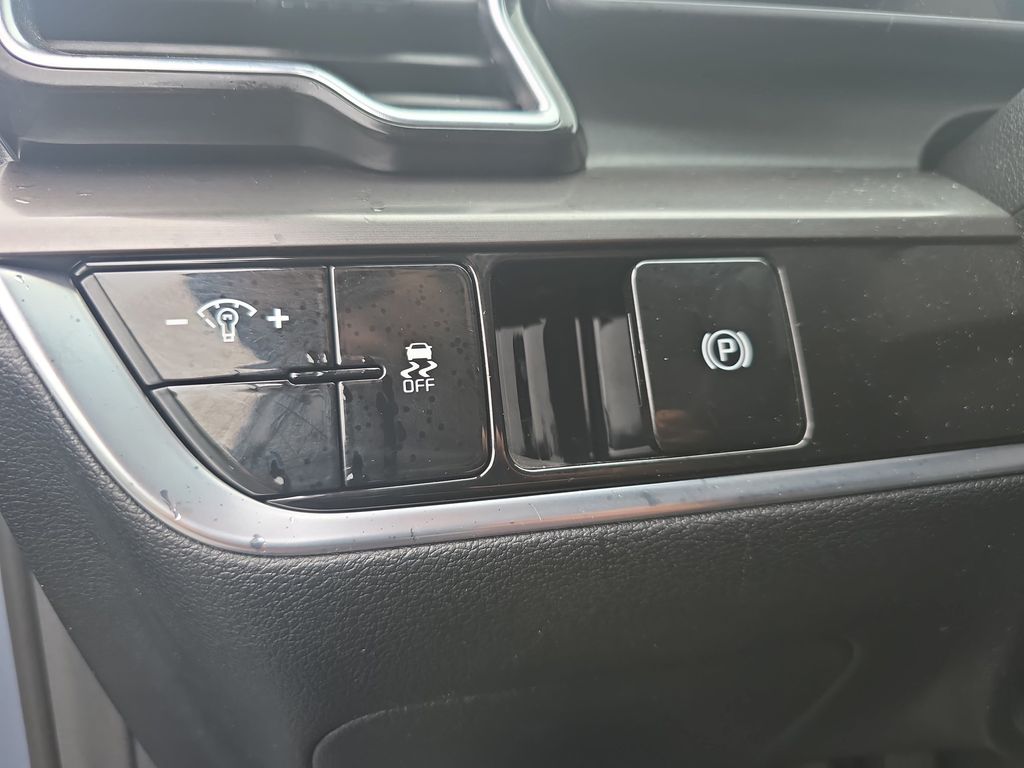 Used 2025 Kia Sportage SUV