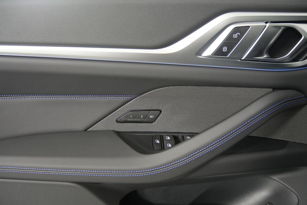 2025 BMW i4 eDrive40 22