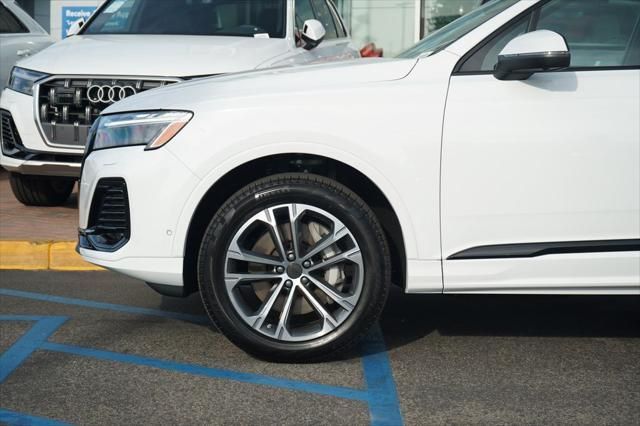 Thumbnail: 2026 Audi Q7 - 2