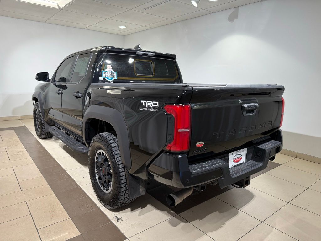 2024 Toyota Tacoma TRD Off-Road 3