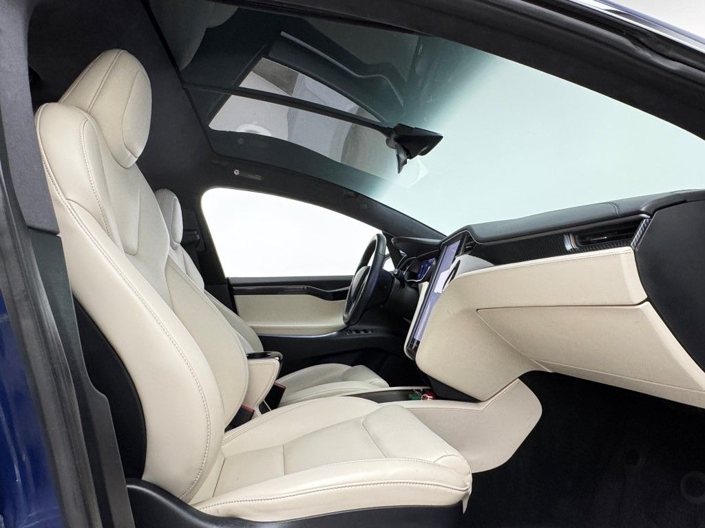 2020 Tesla Model X Long Range 22