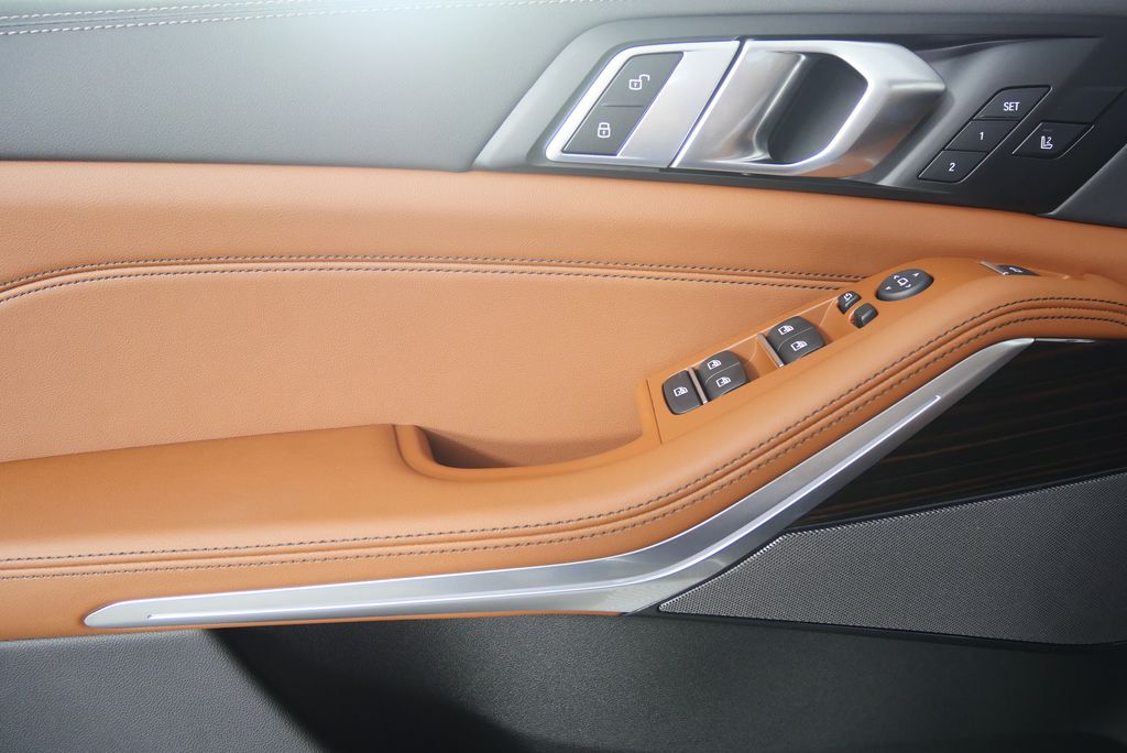Thumbnail: 2026 BMW X5 - 8
