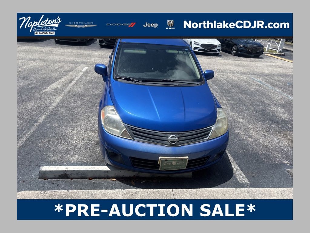 2010 Nissan Versa 1.8 S Hatchback