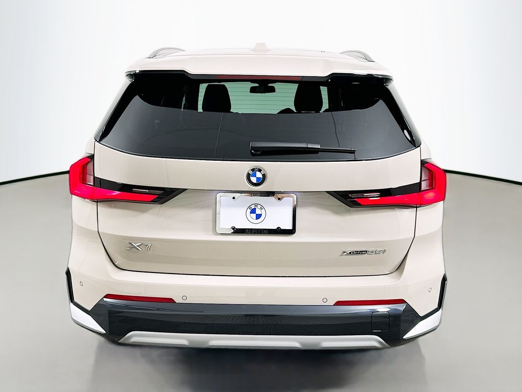 Thumbnail: 2026 BMW X1 - 6