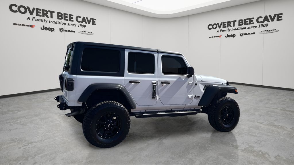 Used 2022 White Jeep Unlimited Sport S image 10