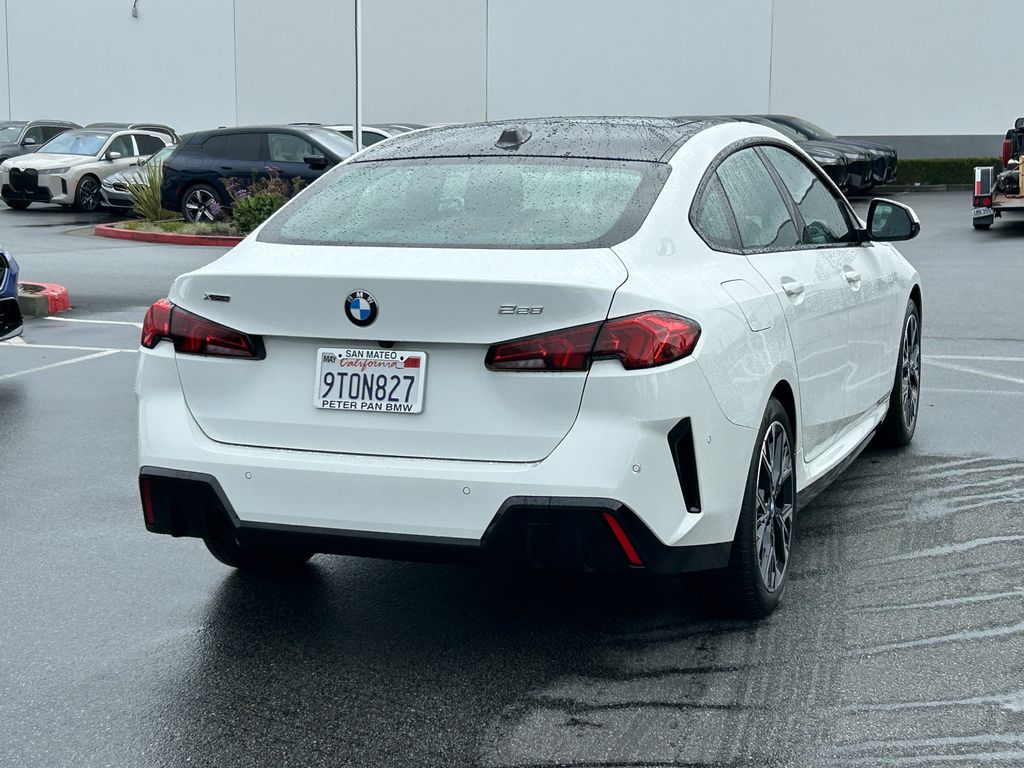 Thumbnail: 2025 BMW 2 Series - 5