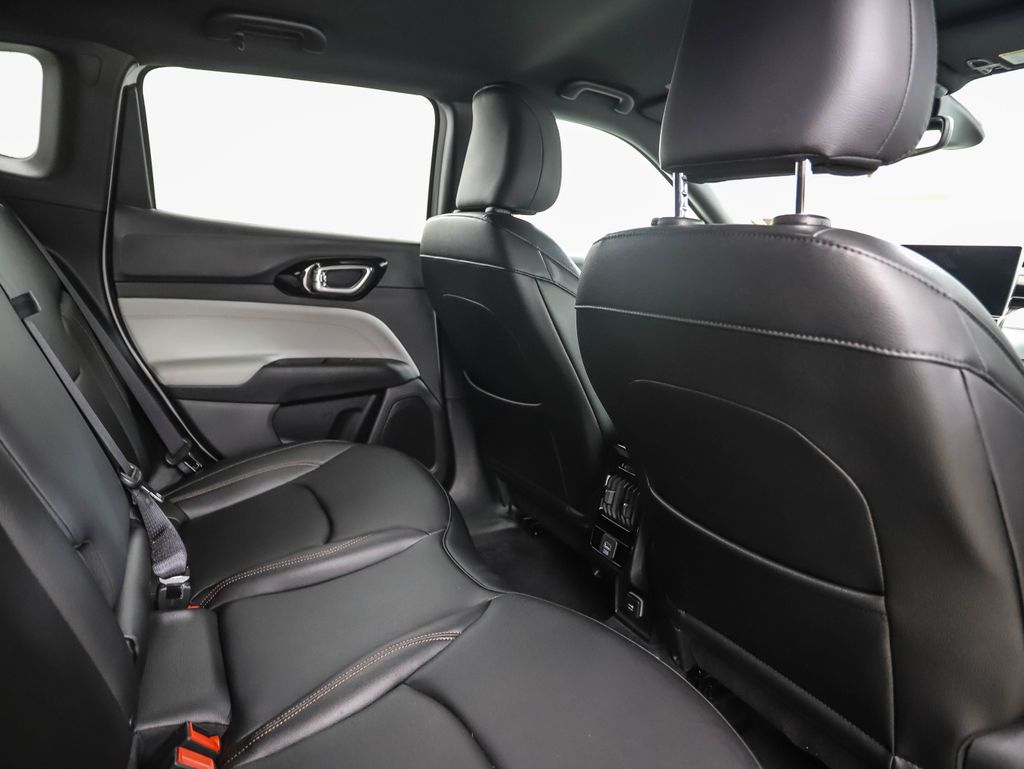 Thumbnail: 2024 Jeep Compass - 26