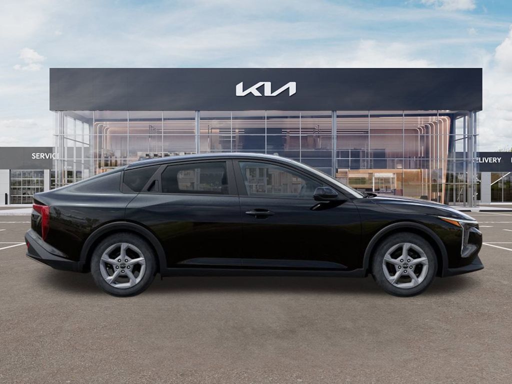 New 2025 Aurora Black Pearl Kia LXS image 7