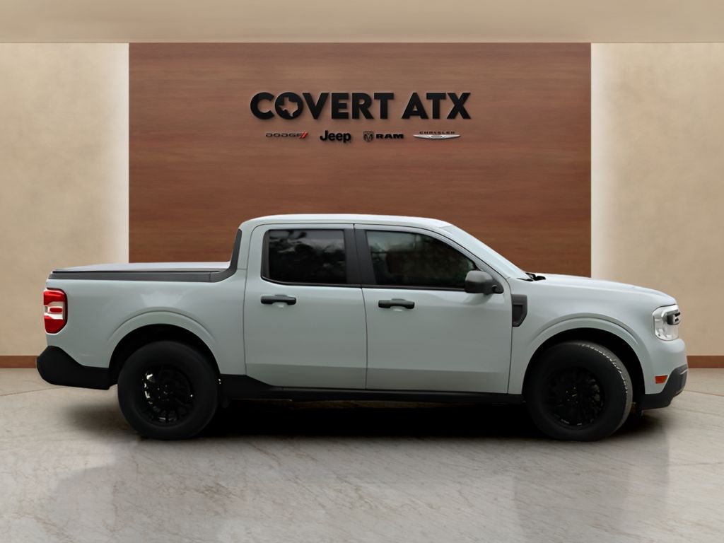 View vehicle photo 7