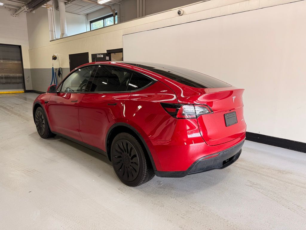 Thumbnail: 2023 Tesla Model Y - 3