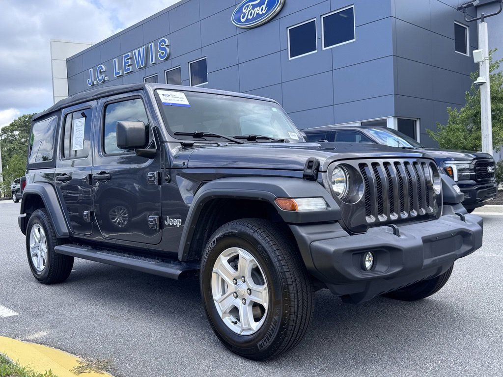 Gray (Granite Crystal Metallic Clearcoat) 2018 Jeep Wrangler SUV / Crossover Four-Wheel Drive 8-Speed Automatic