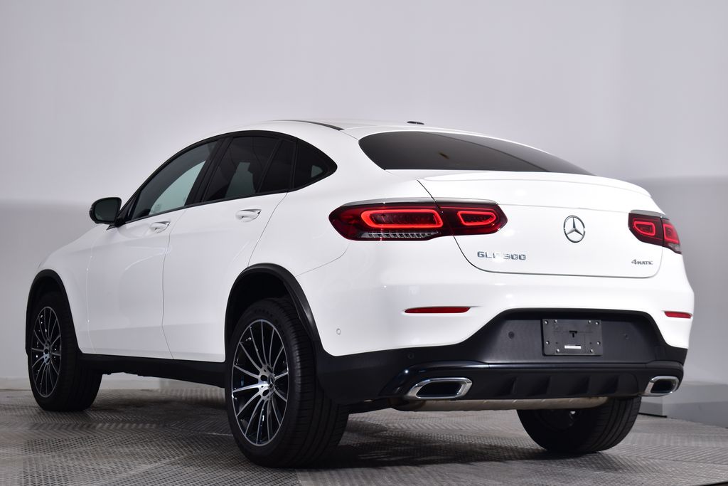 Thumbnail: 2023 Mercedes-Benz GLC - 3