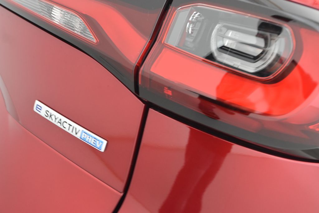 2025 Mazda CX-70 PHEV Premium photo
