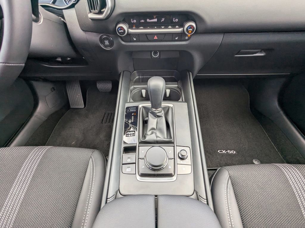 2025 Mazda CX-50 2.5 S Preferred Package