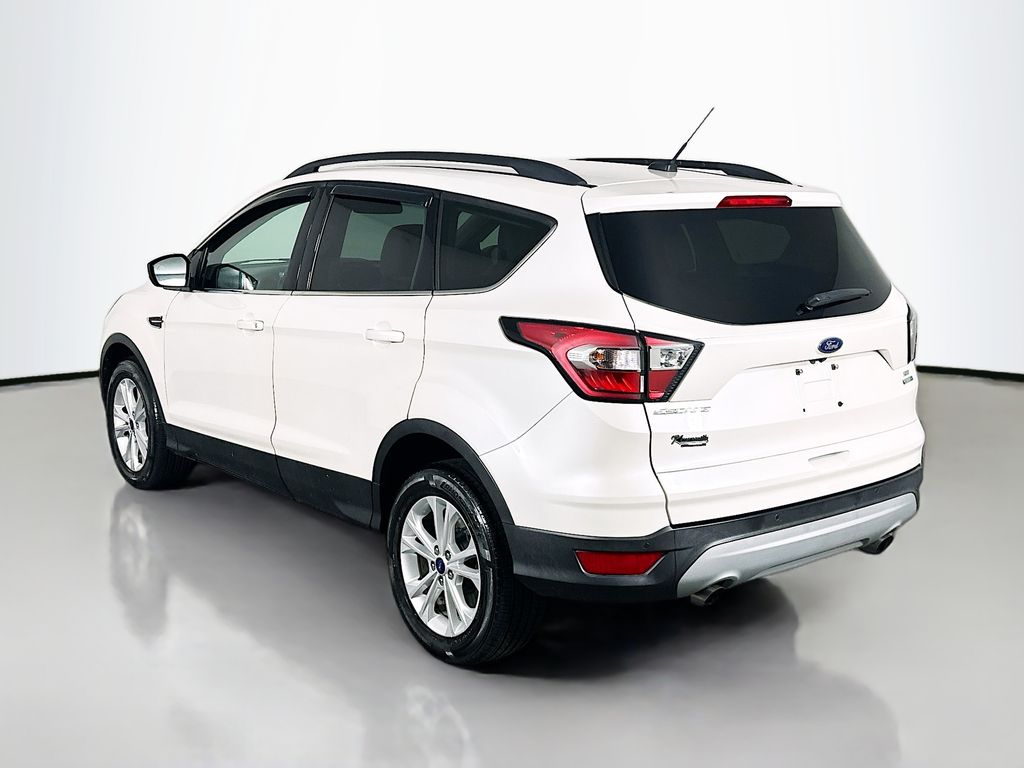 Used 2017 White Ford SE image 5