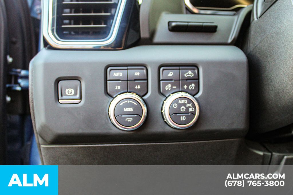 Used 2025 Blue GMC Denali Ultimate image 33