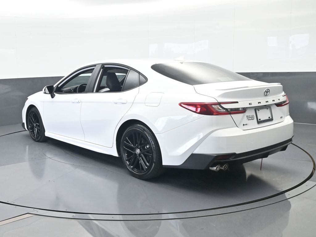 Used 2026 Wind Chill Pearl Toyota SE image 4