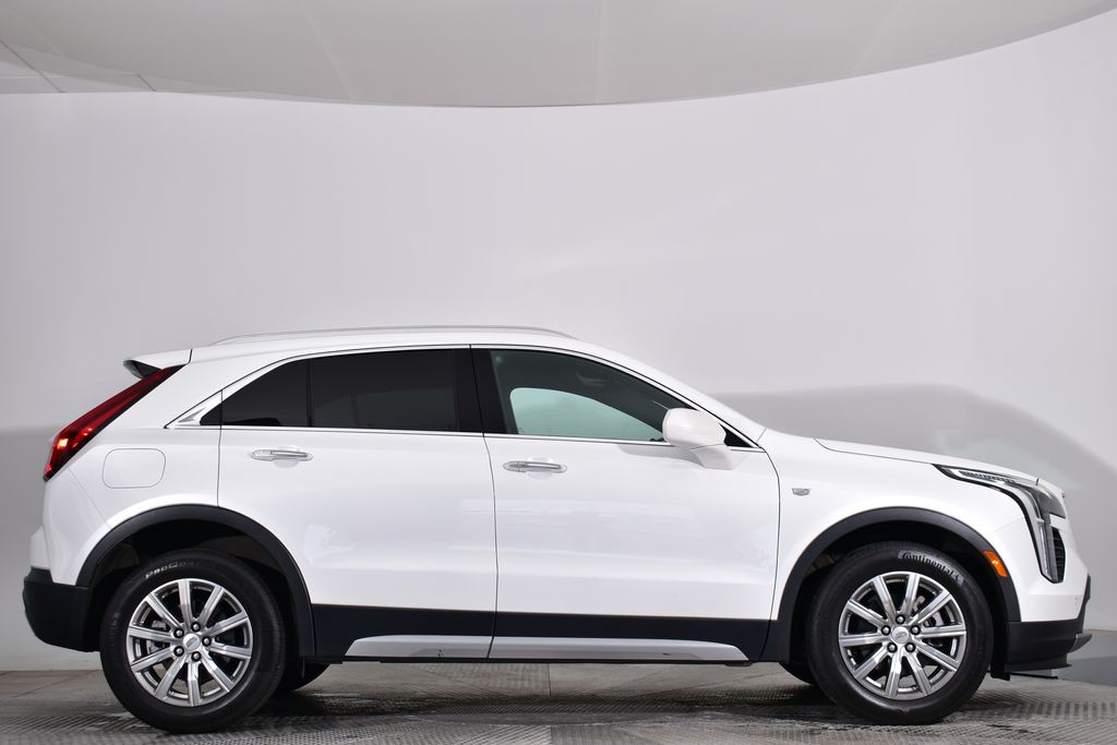 Thumbnail: 2020 Cadillac XT4 - 6