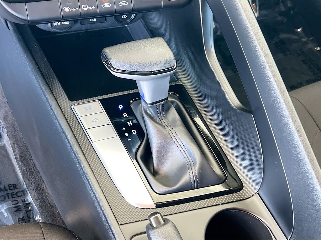 Thumbnail: 2023 Hyundai Elantra - 16