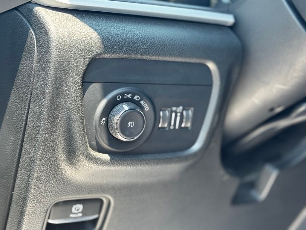 Used 2023 Jeep Grand Cherokee SUV
