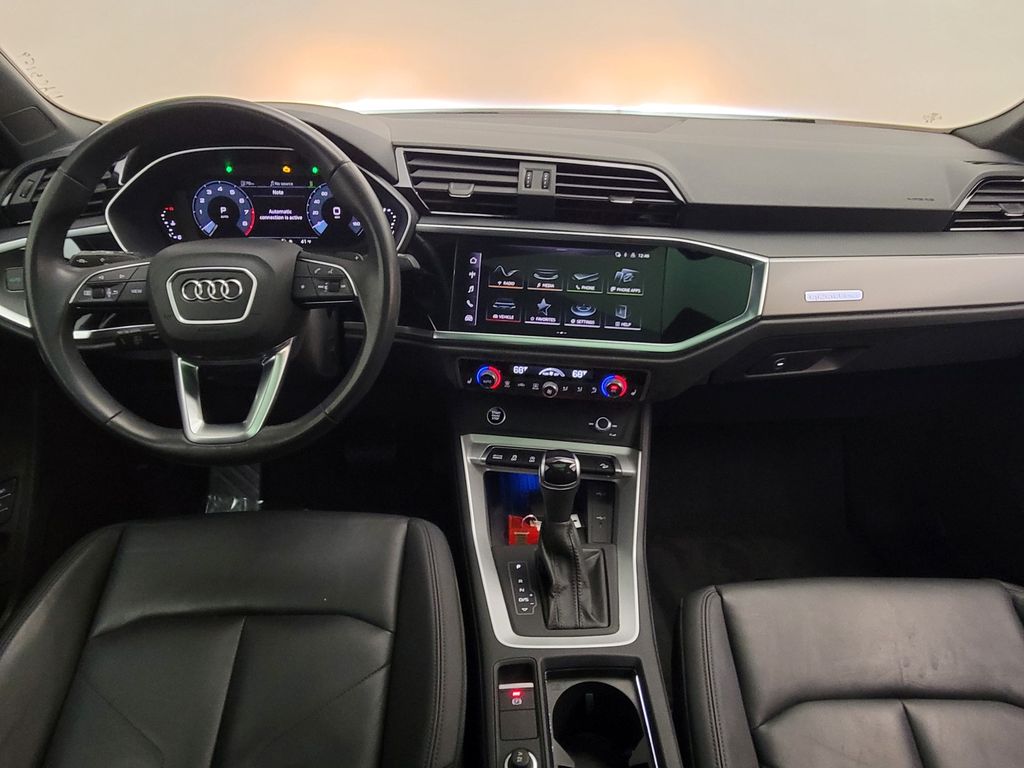 Thumbnail: 2023 Audi Q3 - 18