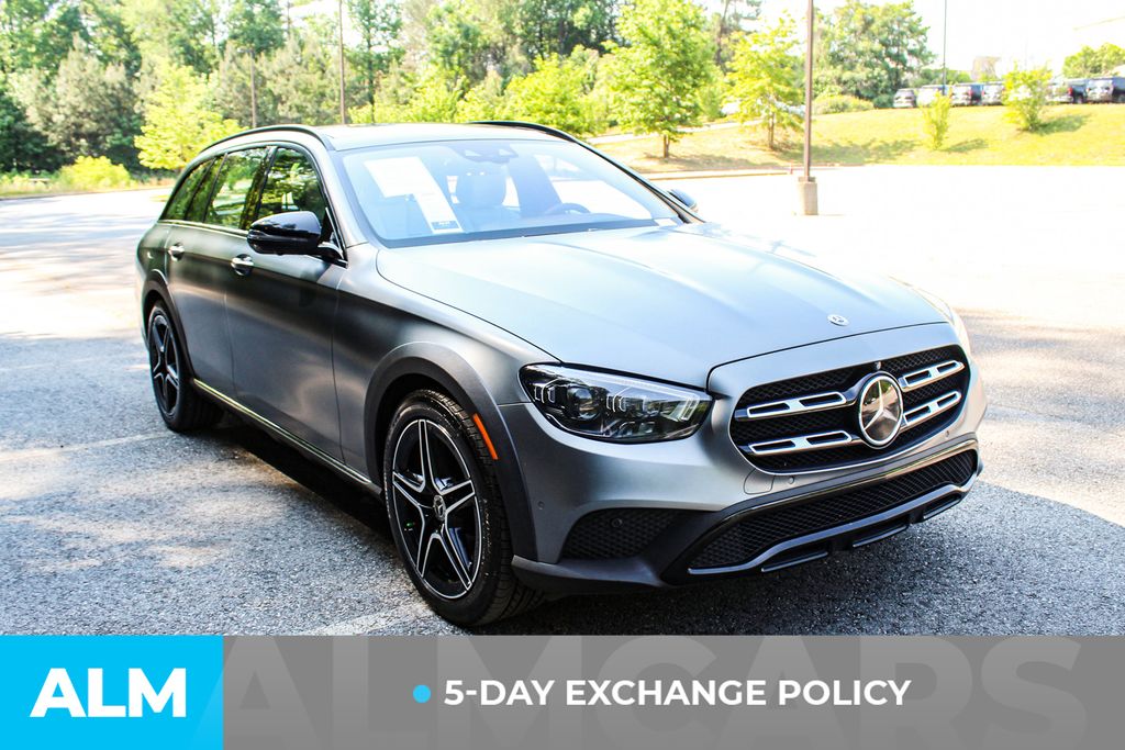 Used 2021 Gray Mercedes-Benz E 450 image 4