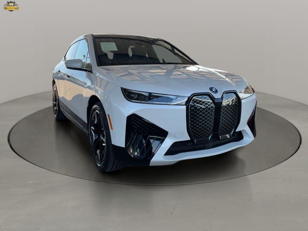 Mineral White Metallic 2024 BMW iX xDrive50 AWD SUV / Crossover All-Wheel Drive Automatic