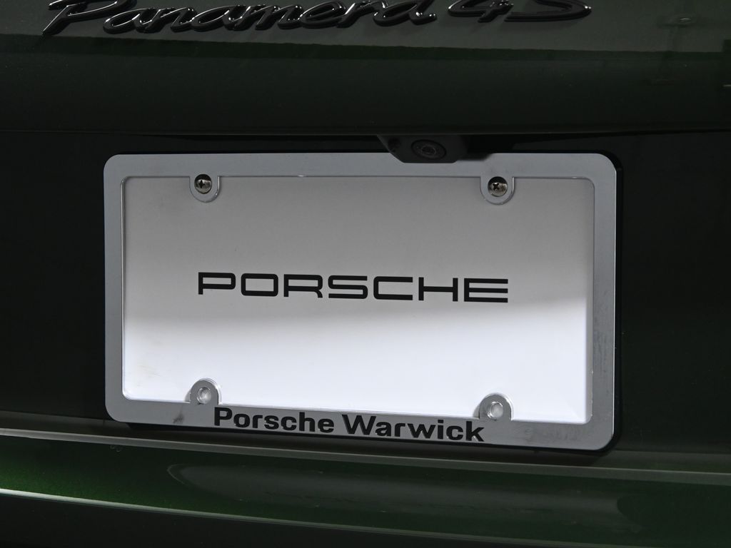 Thumbnail: 2026 Porsche Panamera - 14