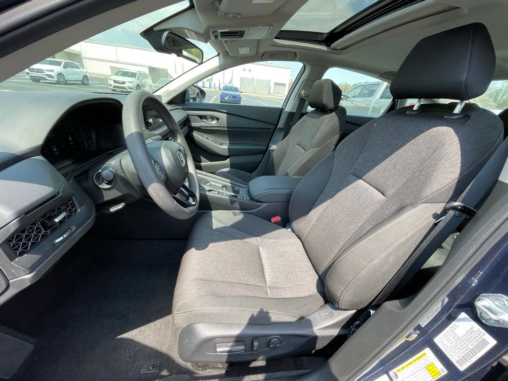Thumbnail: 2025 Honda Accord - 26