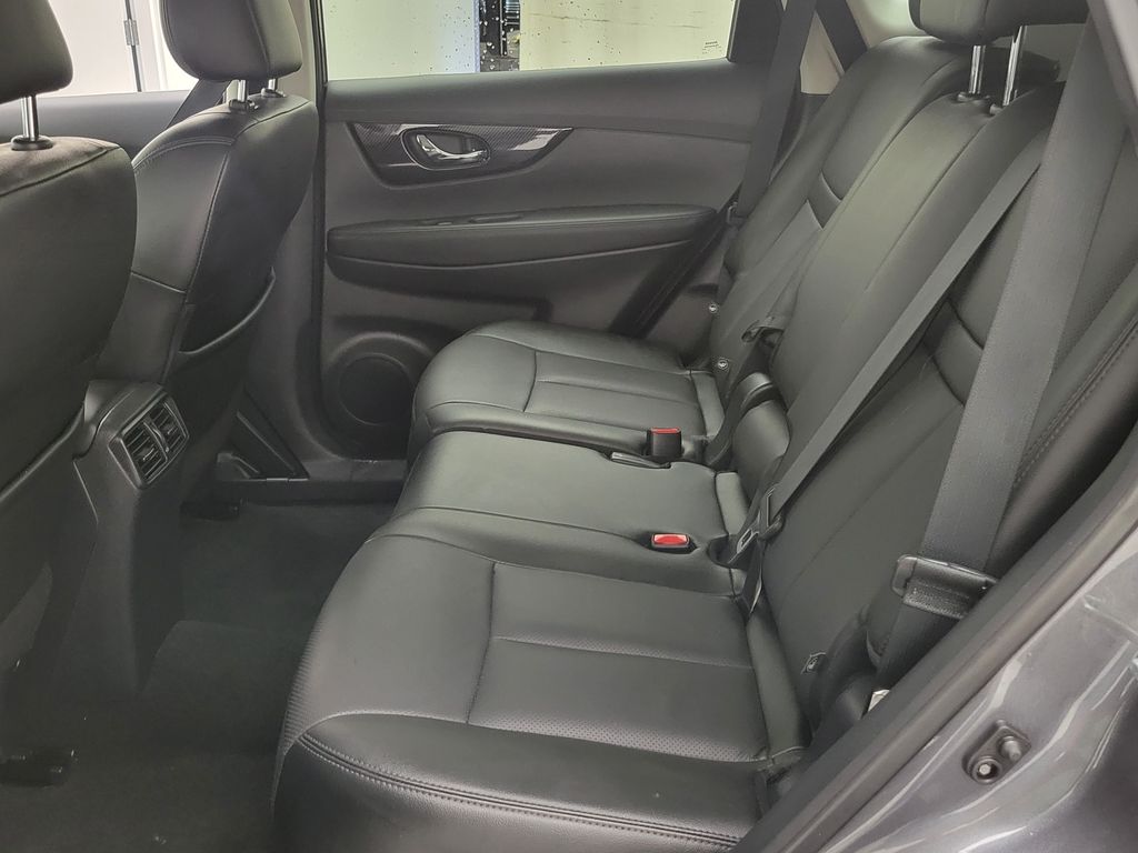 Thumbnail: 2019 Nissan Rogue - 21