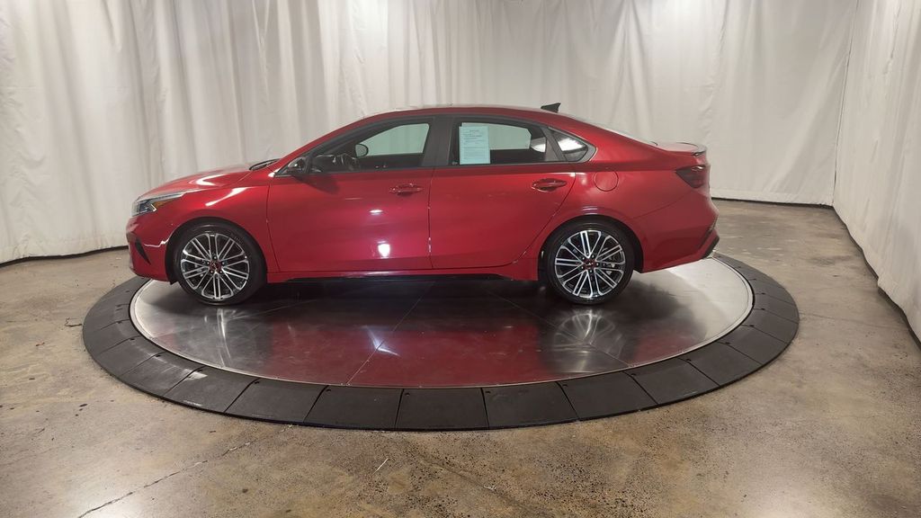 2024 Kia Forte GT photo 7